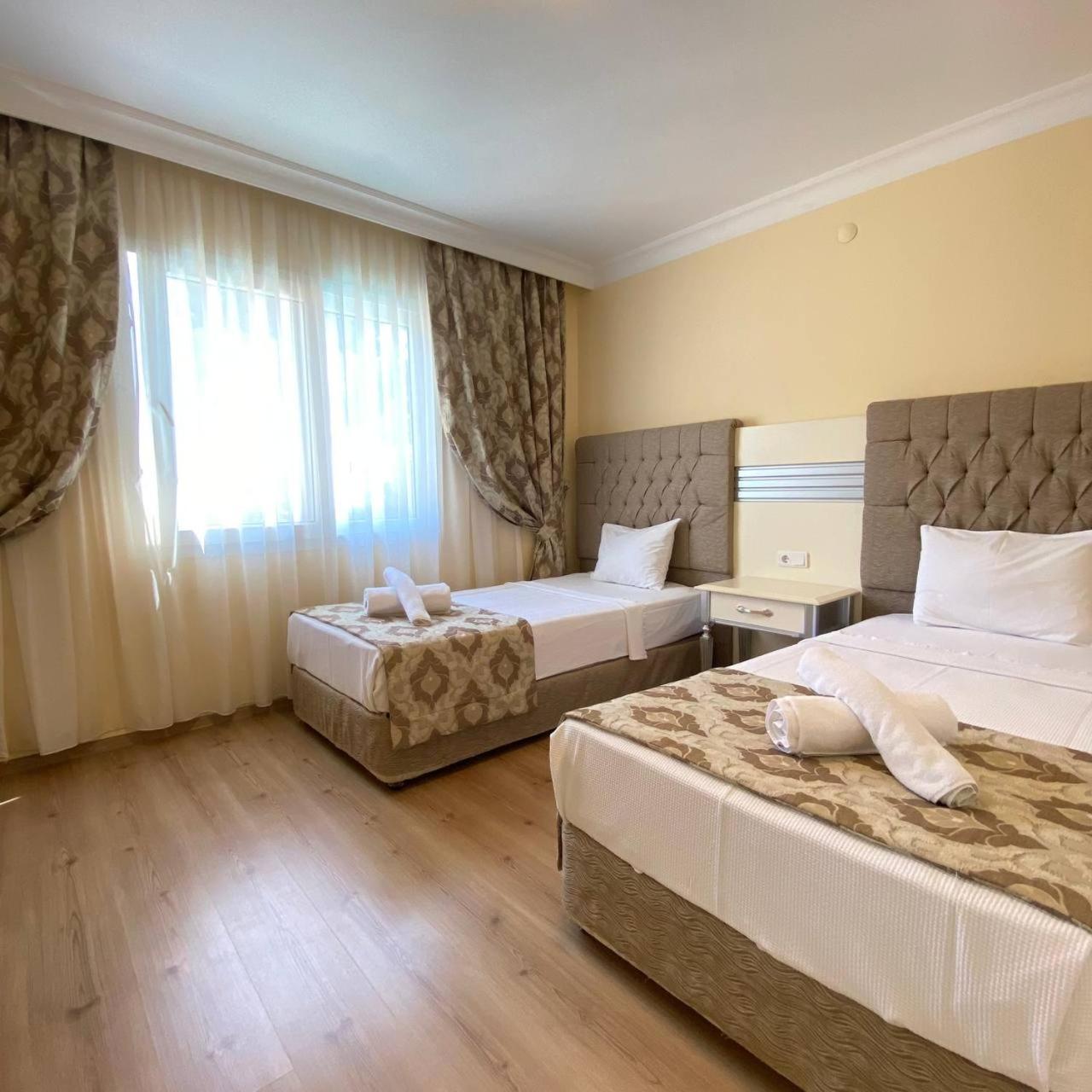 Pine Club Apart Hotel Kusadasi Bagian luar foto