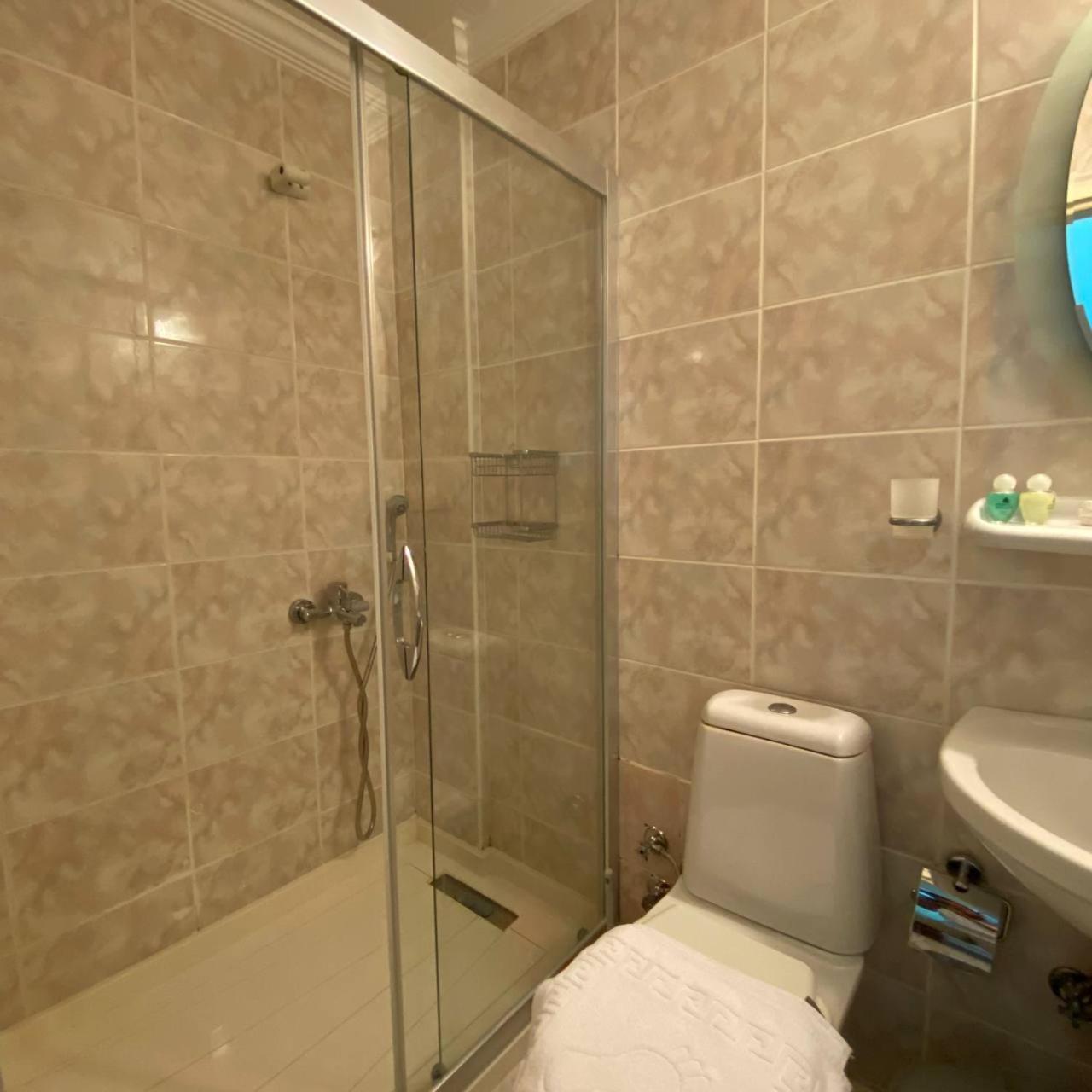 Pine Club Apart Hotel Kusadasi Bagian luar foto