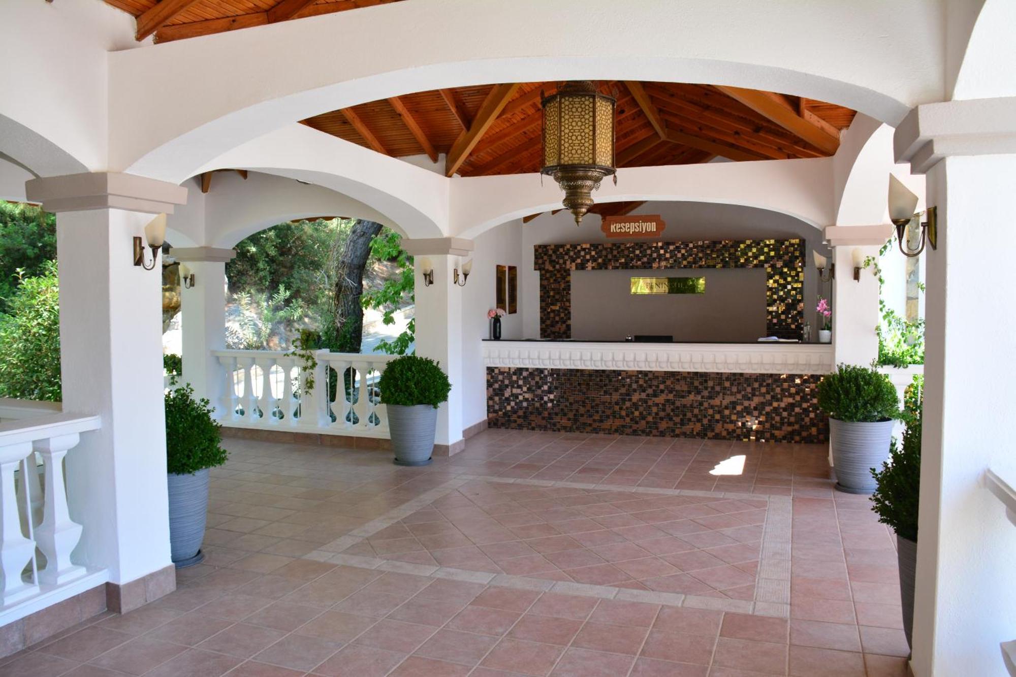 Pine Club Apart Hotel Kusadasi Bagian luar foto